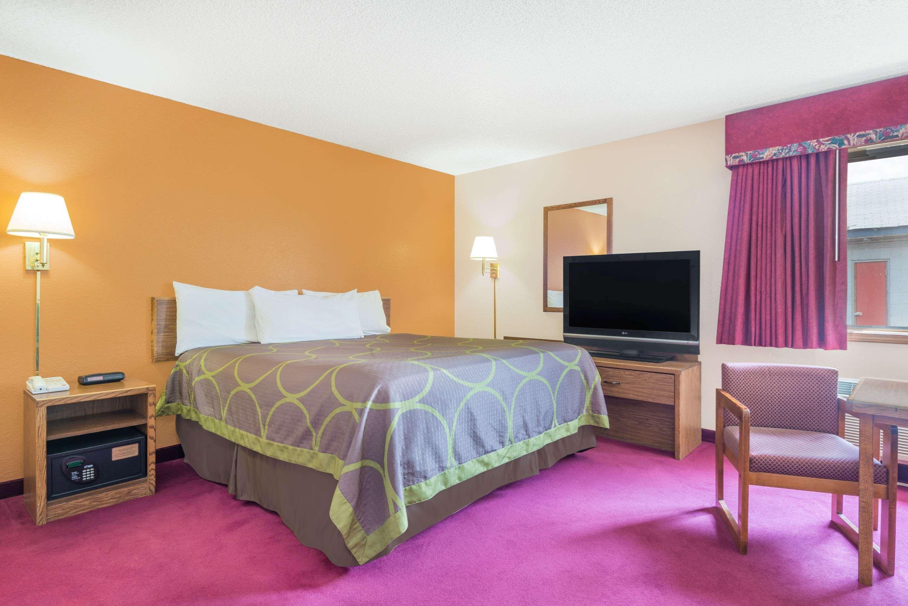 6 Deming, Nm Hotel