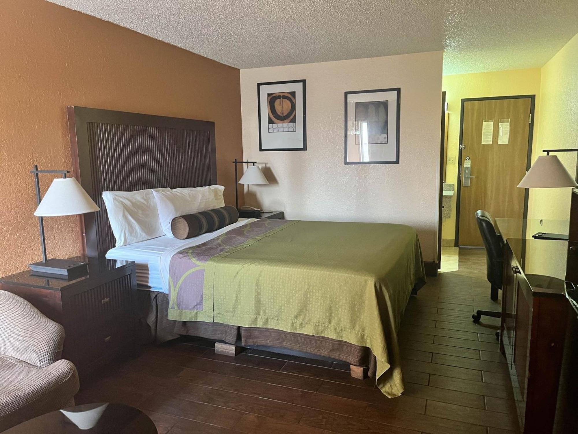 6 Deming, Nm