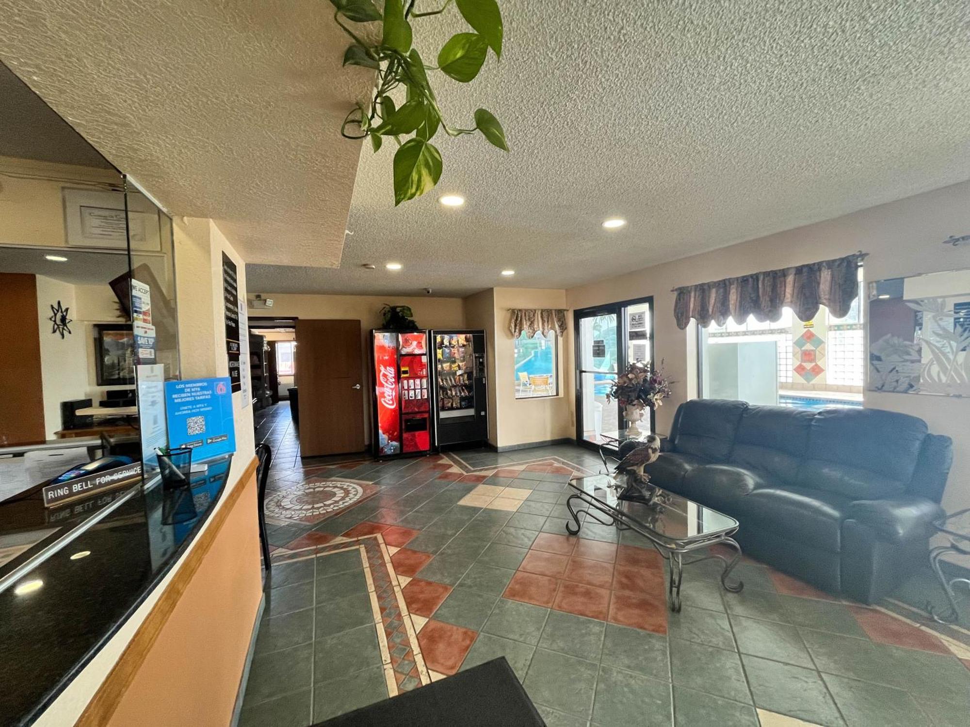 Hotel 6 Deming, Nm